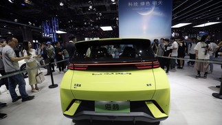 O Seagull, da montadora chines BYD, é apresentado no salão do automóvel de Xangai, em abril. Qilai Shen/Bloomberg