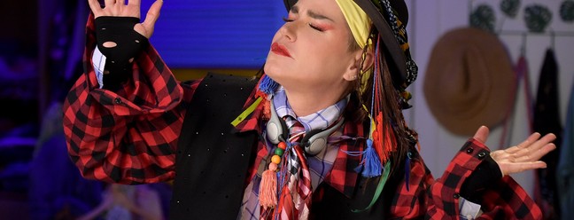 Xuxa se veste como Boy George em 'Uma fada veio me visitar' — Foto: Blad Meneghel