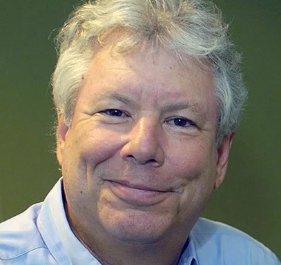 Richard Thaler (2017/EUA) - O americano recebeu o Prêmio Nobel de Economia por ter desenvolvido a teoria da contabilidade mental, explicando como as pessoas simplificam a tomada de decisões financeiras. — Foto: Divulgação