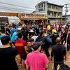 Equipes de resgate e voluntários ajudam vítimas de enchentes em Canoas, Rio Grande do Sul - AFP FOTO / Prefeitura de Canoas/ Alisson Moura