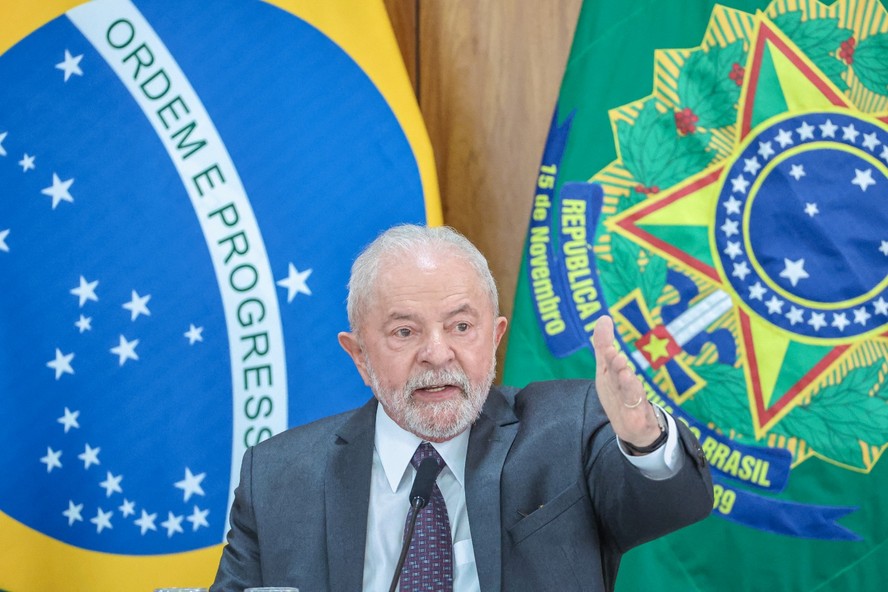 Lula durante café da manhã de trabalho com o Conselho Político da Coalizão