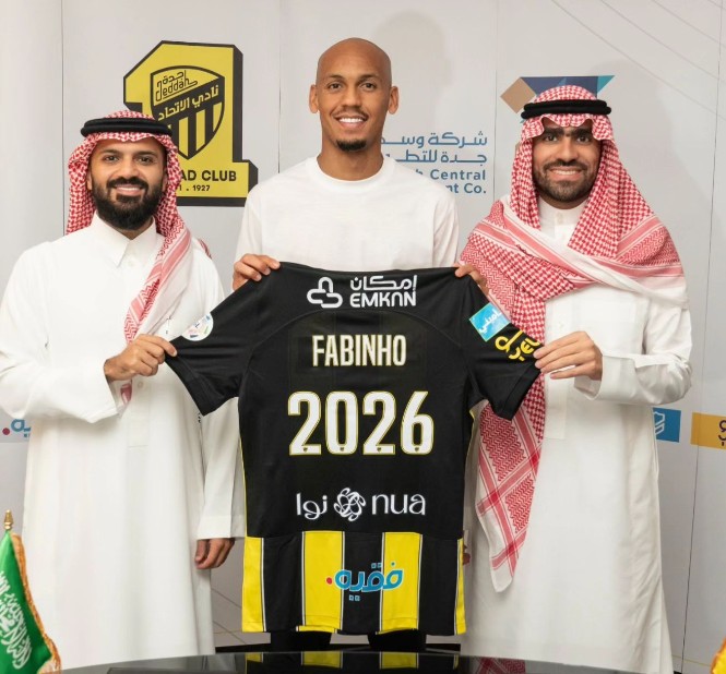 Volante Fabinho foi anunciado pelo Al-Ittihad — Foto: Instagram