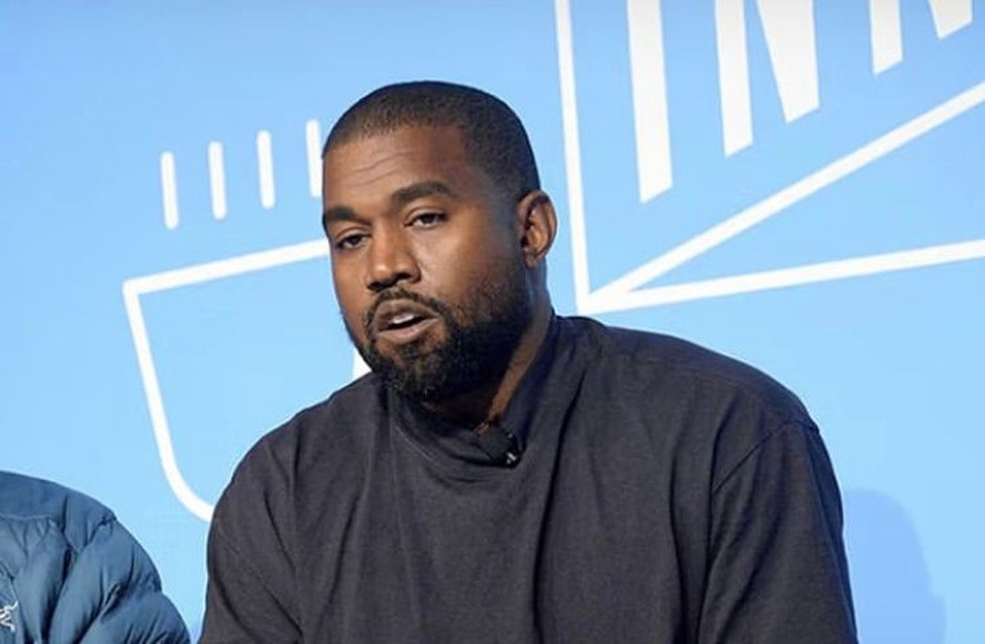 Kanye West está sendo processado por oito ex-funcionários