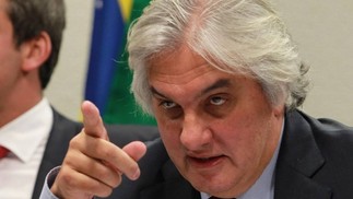 O ex-senador Delcídio do Amaral. Foi preso pela Polícia Federal em novembro de 2015, por tentar obstruir as investigações tentado impedir a delação premiada de Nestor Cerveró, ex-executivo da Petrobras  — Foto: Ailton de Freitas / Agência O Globo