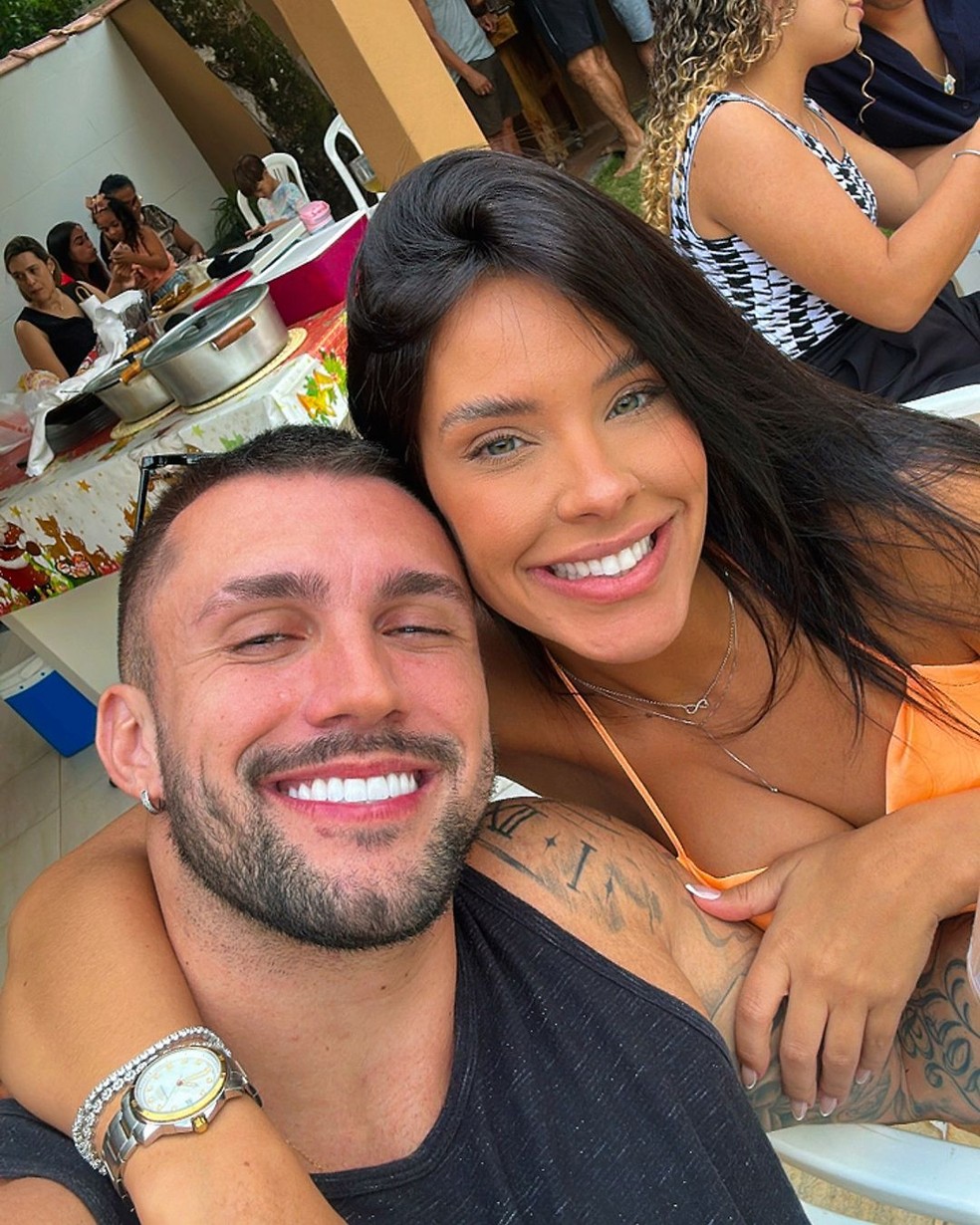 Os ex-'BBB's Arthur Picoli e Ivy Moraes vão passar o Dia dos Namorados juntos pela primeira vez — Foto: Reprodução/Instagram