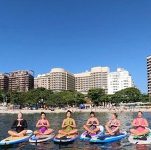 Já realizado em Copacabana, SUP Ioga vai acontecer na Lagoa — Foto: Divulgação