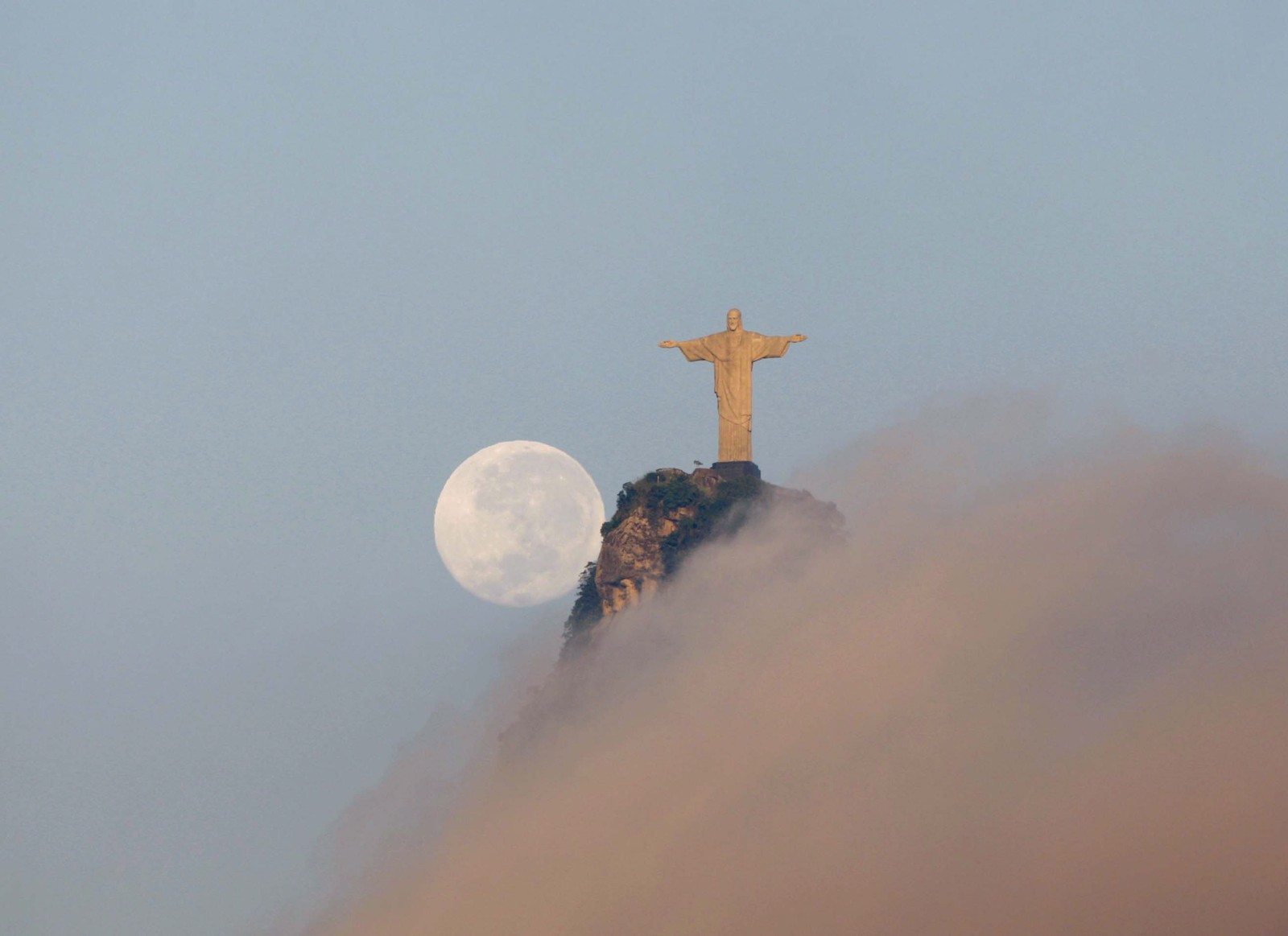 Cristo Redentor - Foto Custódio Coimbra / Agência O Globo