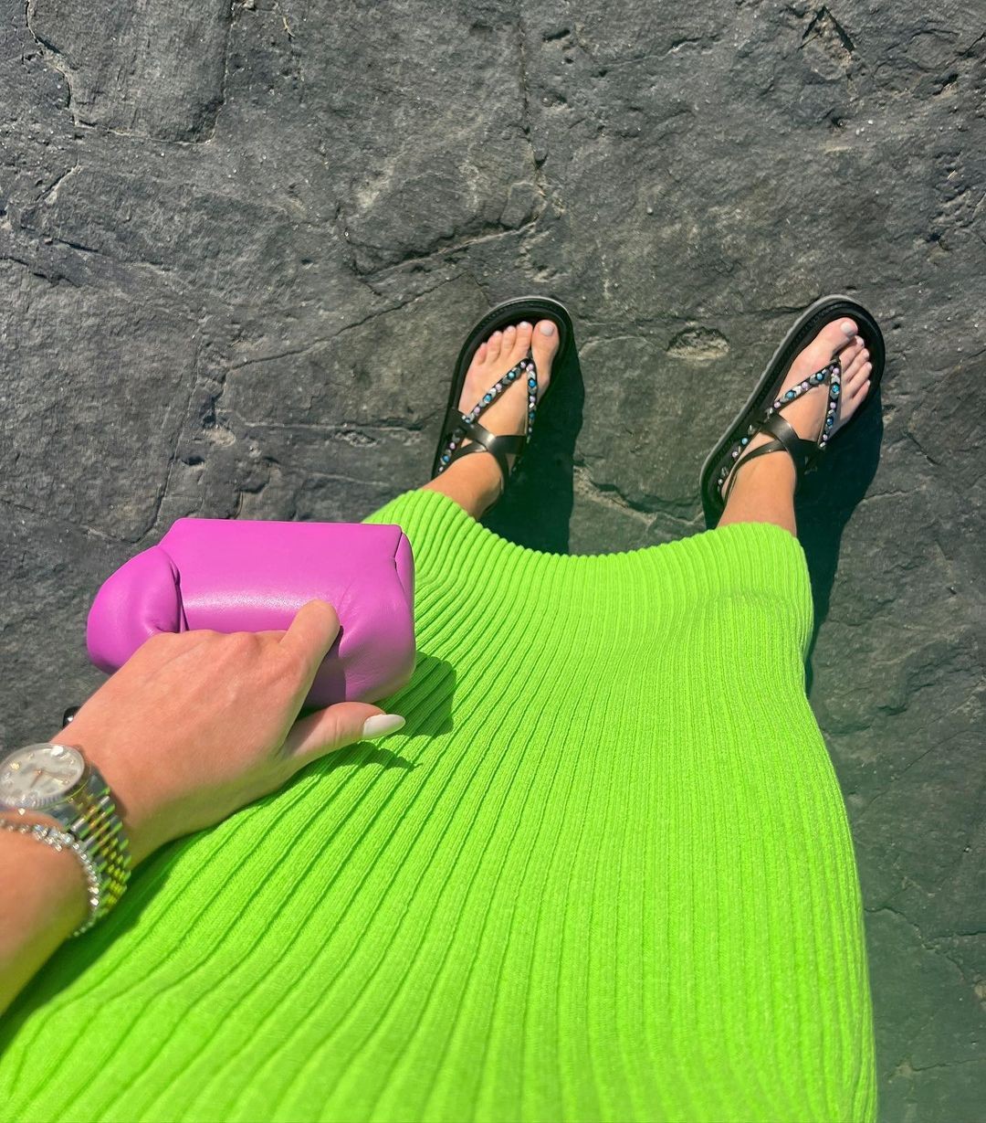 Marina Ruy Barbosa mostrou os pés e foi elogiada — Foto: Reprodução Instagram
