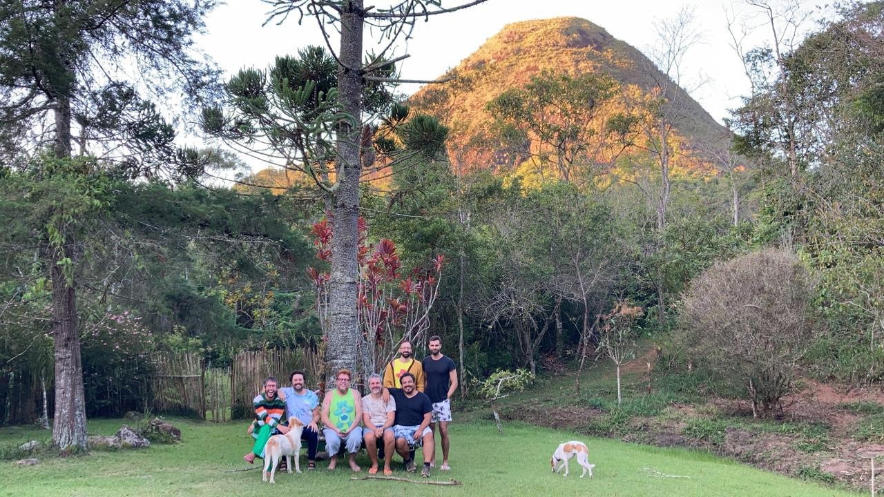 Luis Lobianco recebe a família e amigos na sua casa na Serra — Foto: Arquivo pessoal