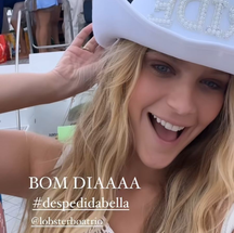 Isabella Santoni mostra detalhes da despedida de solteira em barco — Foto: Reprodução/Instagram