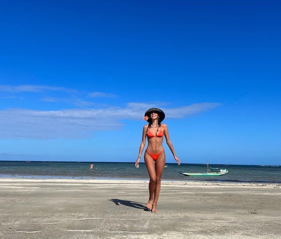 Pés de Bruna Marquezine foram alvo de comentários — Foto: Reprodução Instagram