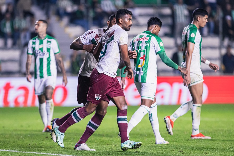 Juventude x Fluminense: Thiago Santos marcou o gol que deu vida ao Fluminense