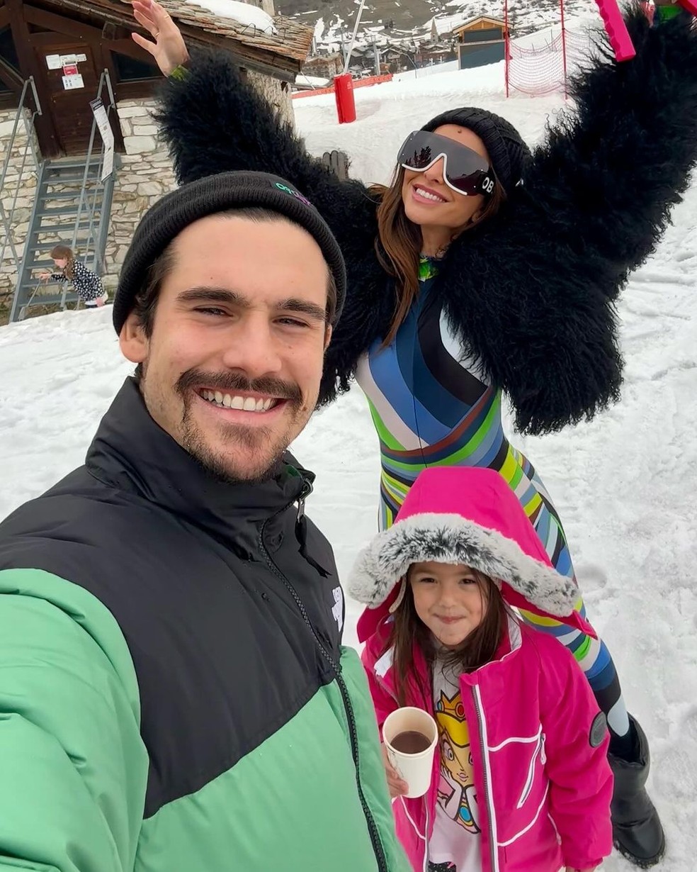 Sabrina Sato namora o ator Nicolas Prattes e é mãe de Zoe, de 5 anos — Foto: Reprodução Instagram