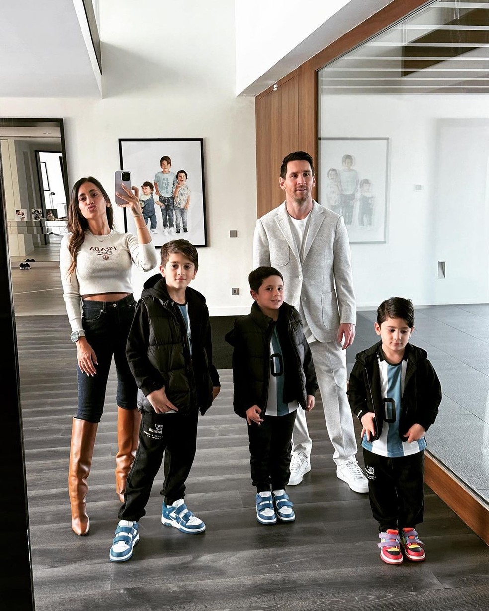 Lionel Messi é casado com Antonella Roccuzzo, com quem tem três filhos — Foto: Reprodução Instagram
