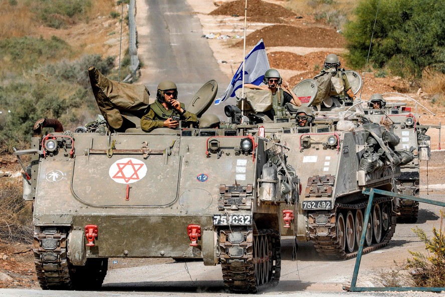 Tanques de Israel entram na Faixa de Gaza, no quarto dia de operação terrestre