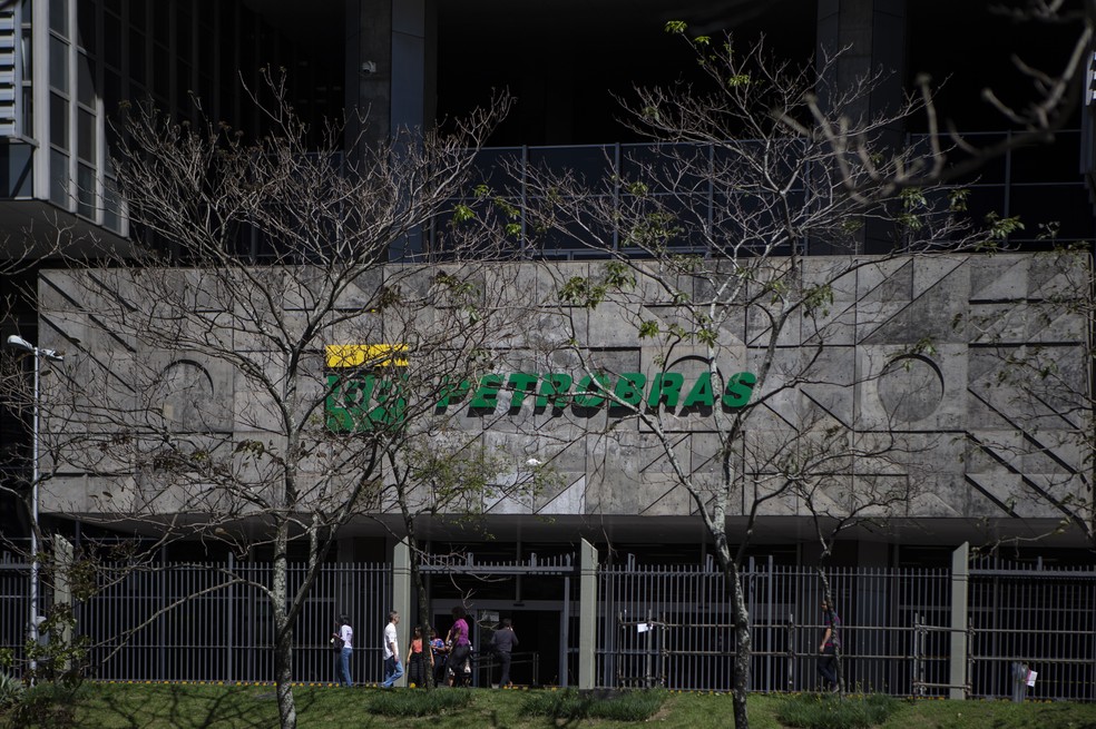 Fachada do prédio da Petrobras no RJ Agência O Globo — Foto:         