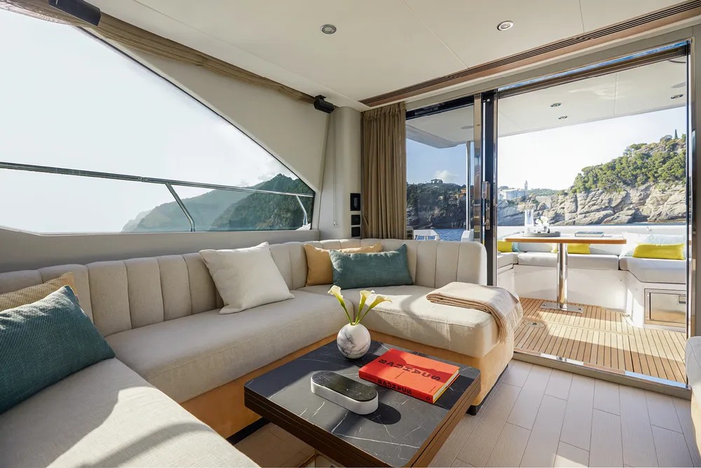 Conheça o iate de luxo do jogador Thiago Silva — Foto: Divulgação/Azimut Yachts