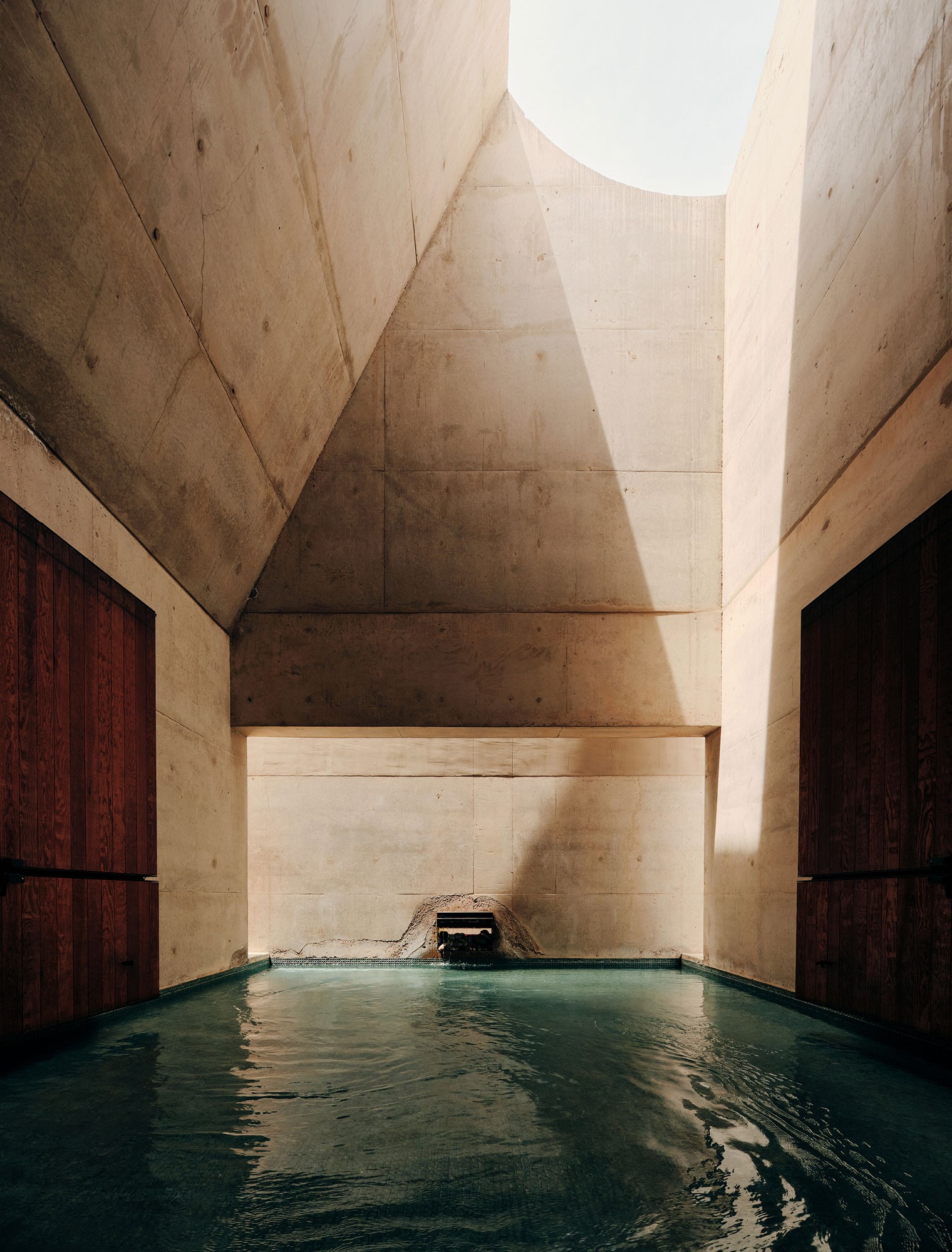 Piscina do hotel Amangiri, no Utah — Foto: Reprodução/Amangiri