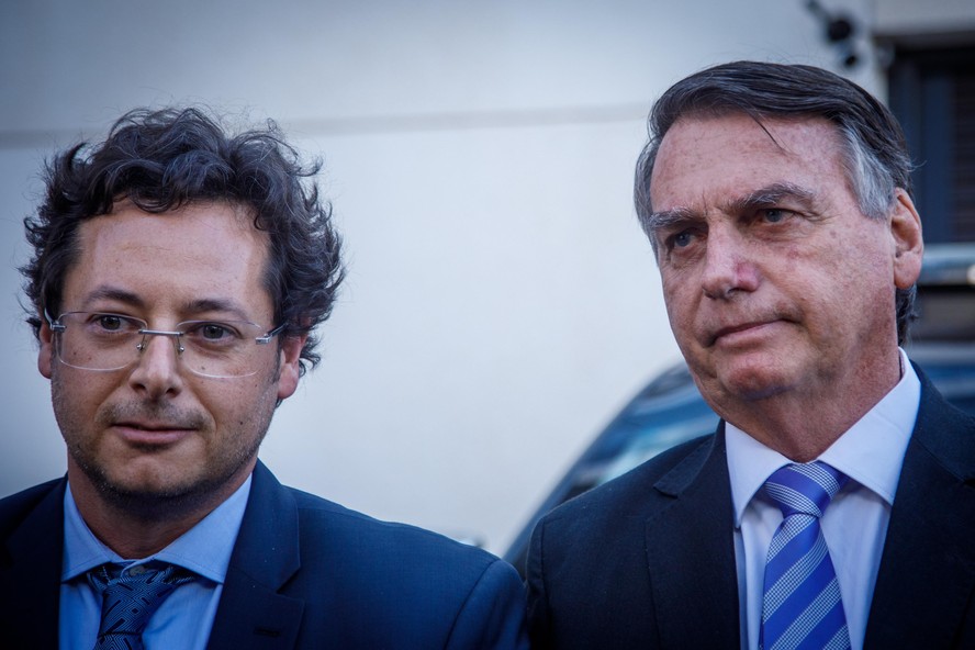 Fabio Wajngarten e Jair Bolsonaro: cerco se fechando