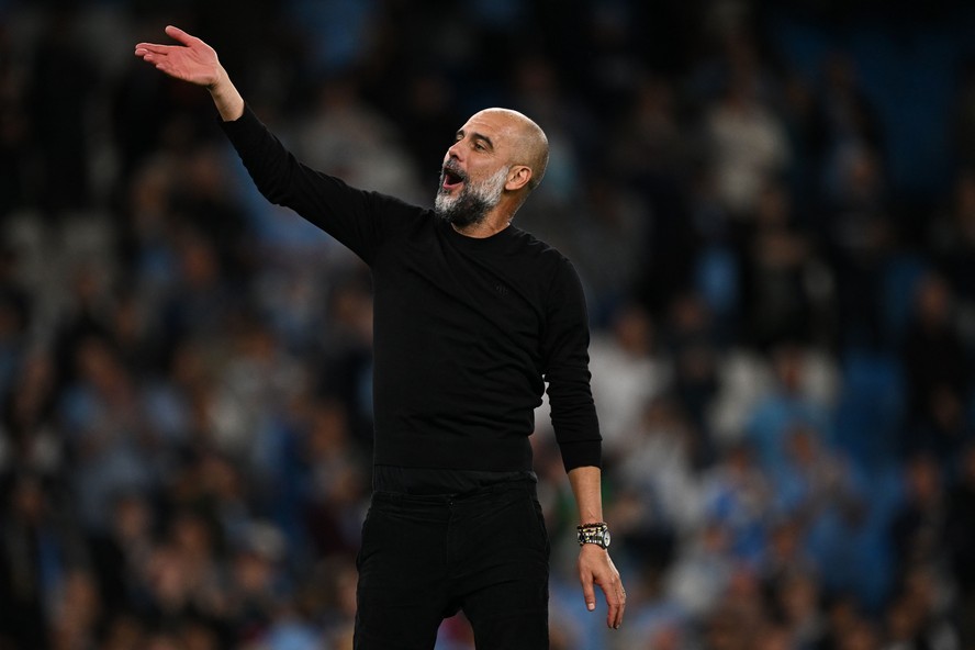 Guardiola passou por uma cirurgia nas costas