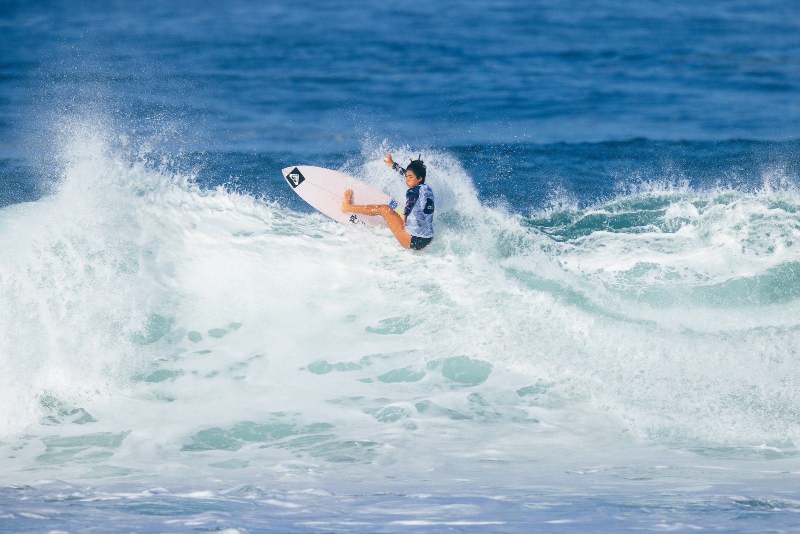 Sol Aguirre, do Peru — Foto: Daniel Smorigo/World Surf League