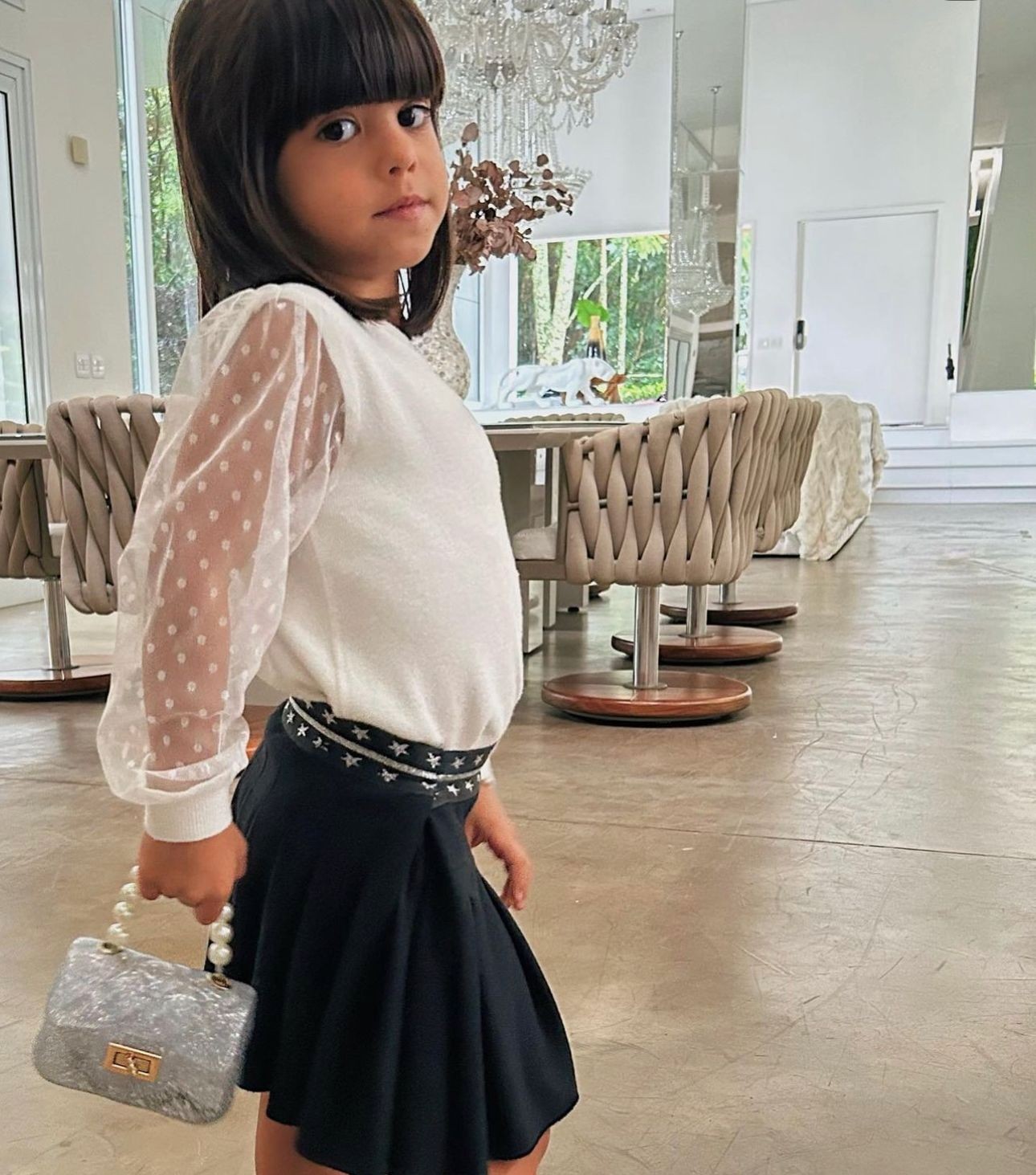 Sophia, filha de Maíra Cardi e Arthur Aguiar, tem mais de 1 milhão de seguidores — Foto: Reprodução Instagram