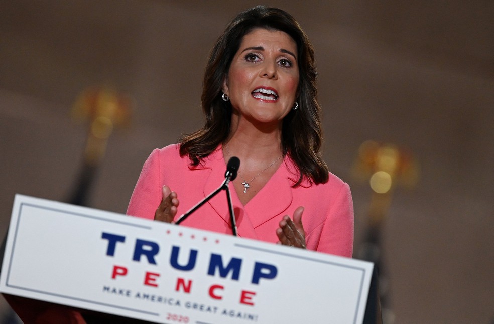  Nikki Haley, ex-embaixadora dos EUA na ONU, durante o primeiro dia da convenção republicana em Washington, em 2020 — Foto: OLIVIER DOULIERY/AFP