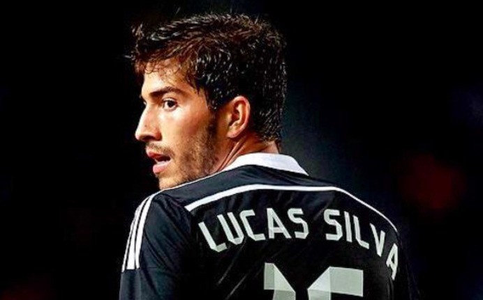 Após breve passagem pela Europa, com pouco sucesso, Lucas Silva retornou ao futebol brasileiro — Foto: Reprodução