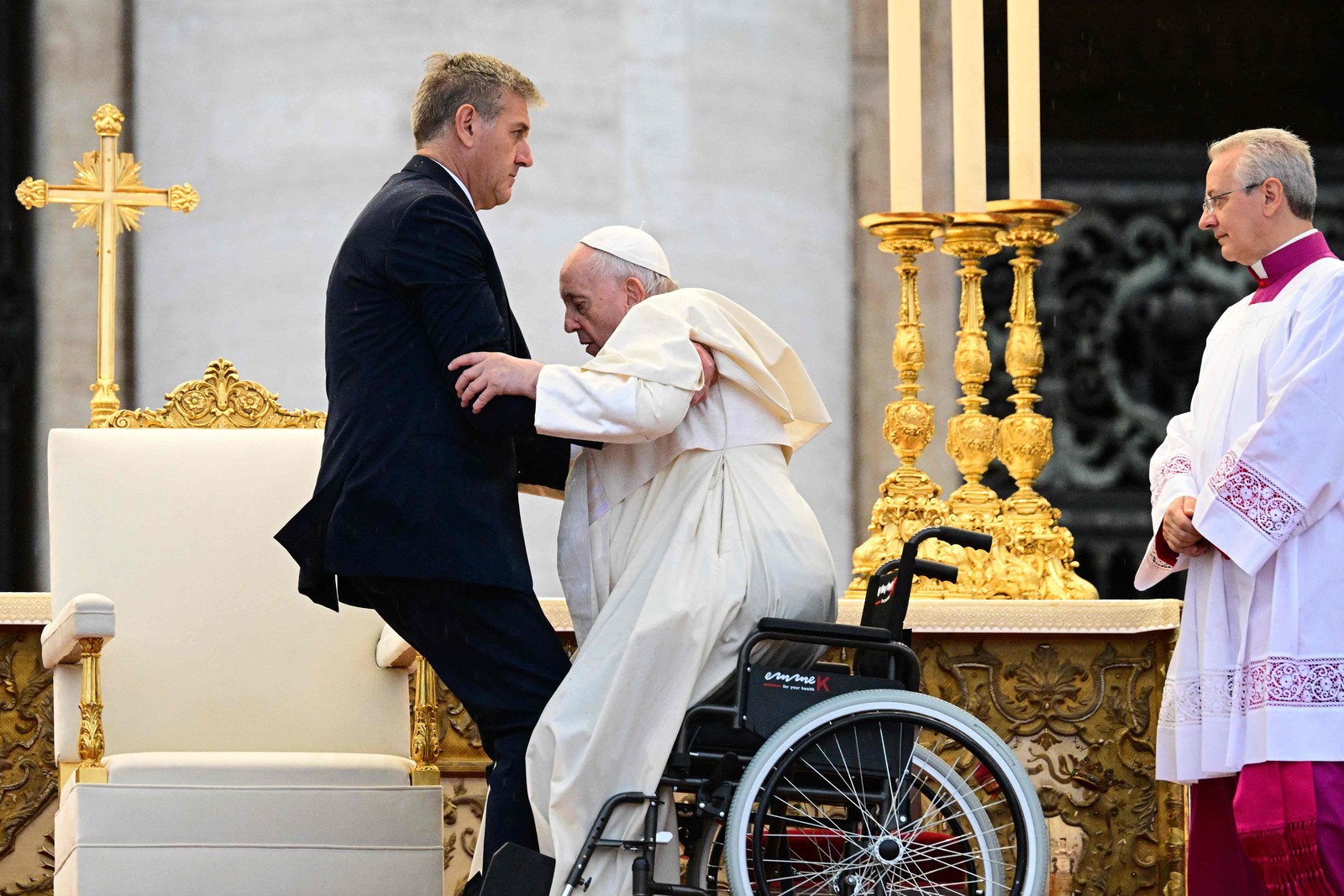 Para se canonizado, mais um milagre em nome do papa João Paulo I precisaria ser 'comprovado', segundo os critérios da Igreja — Foto: AFP