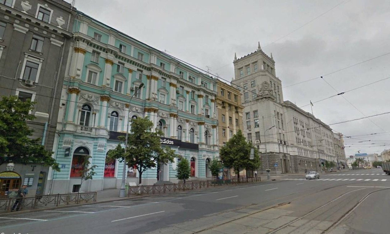 Praça da Constituição em Kharkiv  — Foto: Google