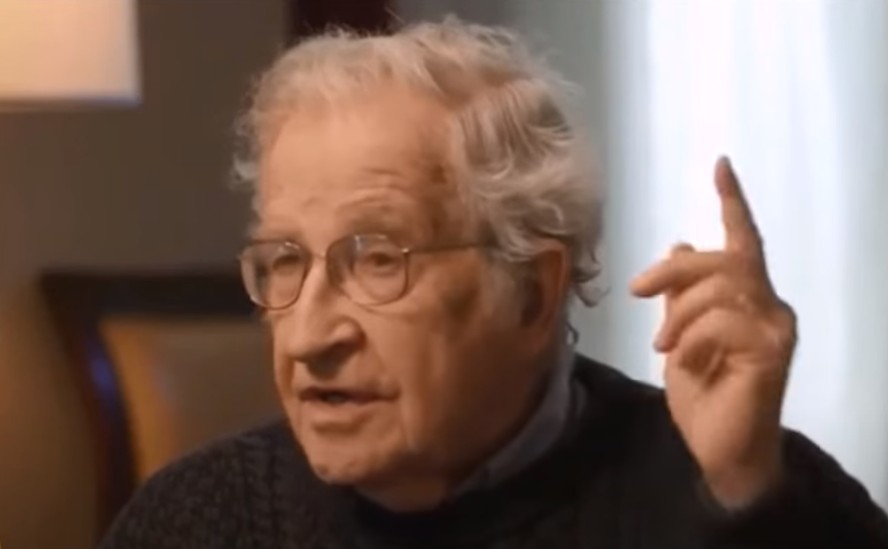 Para linguista Noam Chomsky, população em geral não reconhece ações feitas por governos Lula e Dilma