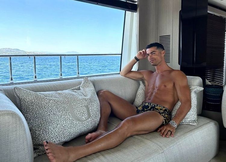 Cristiano Ronaldo namorou com Irina Shayk até 2015