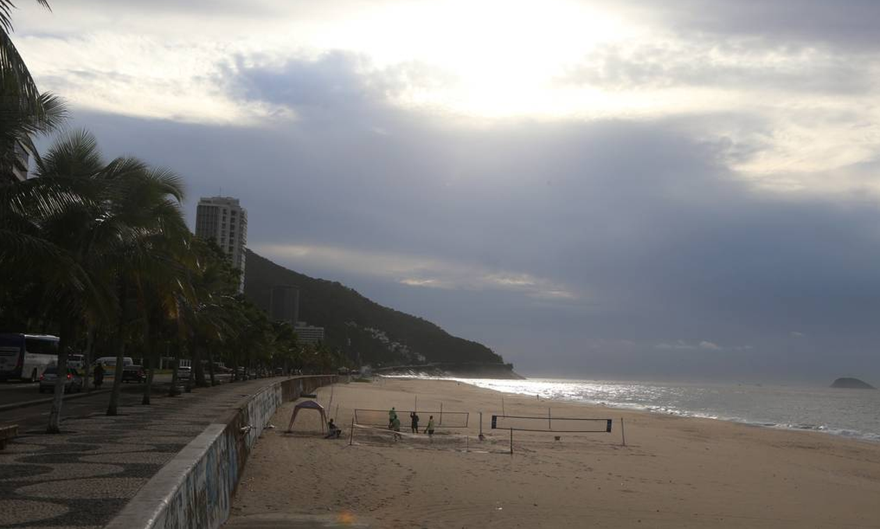 MP ganha ação movida contra prédio que faz sombra na Praia de São Conrado