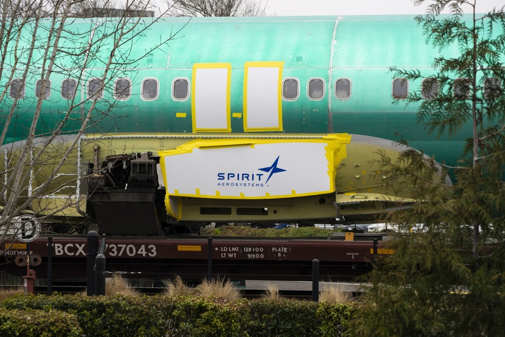 Sinalização da Spirit AeroSystems na fuselagem de um Boeing 737, Renton, Washington, EUA — Foto: David Ryder/Bloomberg