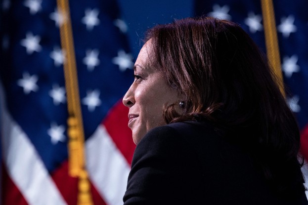 Kamala Harris, endossada por Biden para substituí-lo como candidato democrata