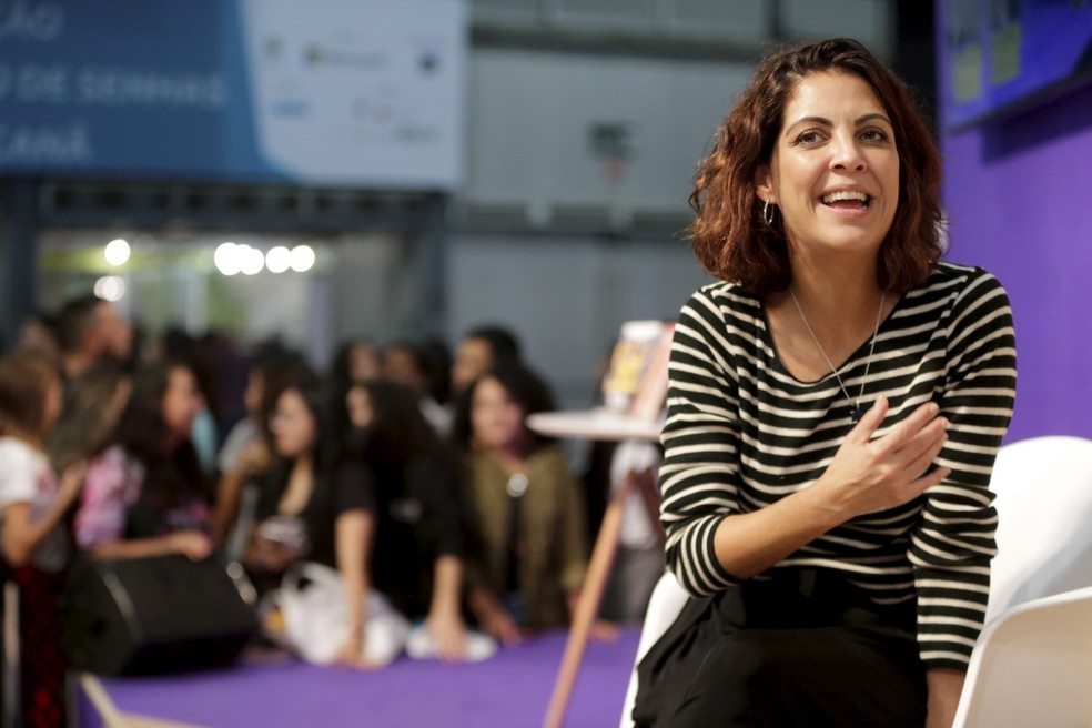 A escritora Thalita Rebouças na Bienal de 2019 — Foto: Domingos Peixoto / Agência O Globo