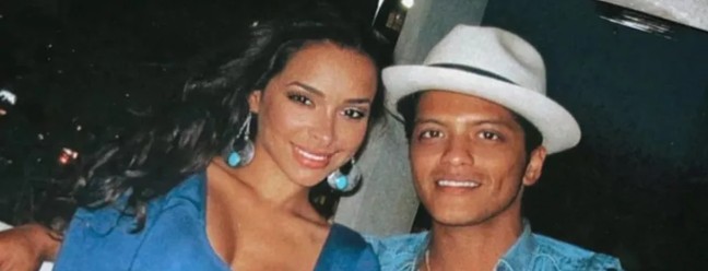 Jessica Caban postou foto das primeiras férias com Bruno Mars, há mais de 10 anos — Foto: Reprodução/Instagram