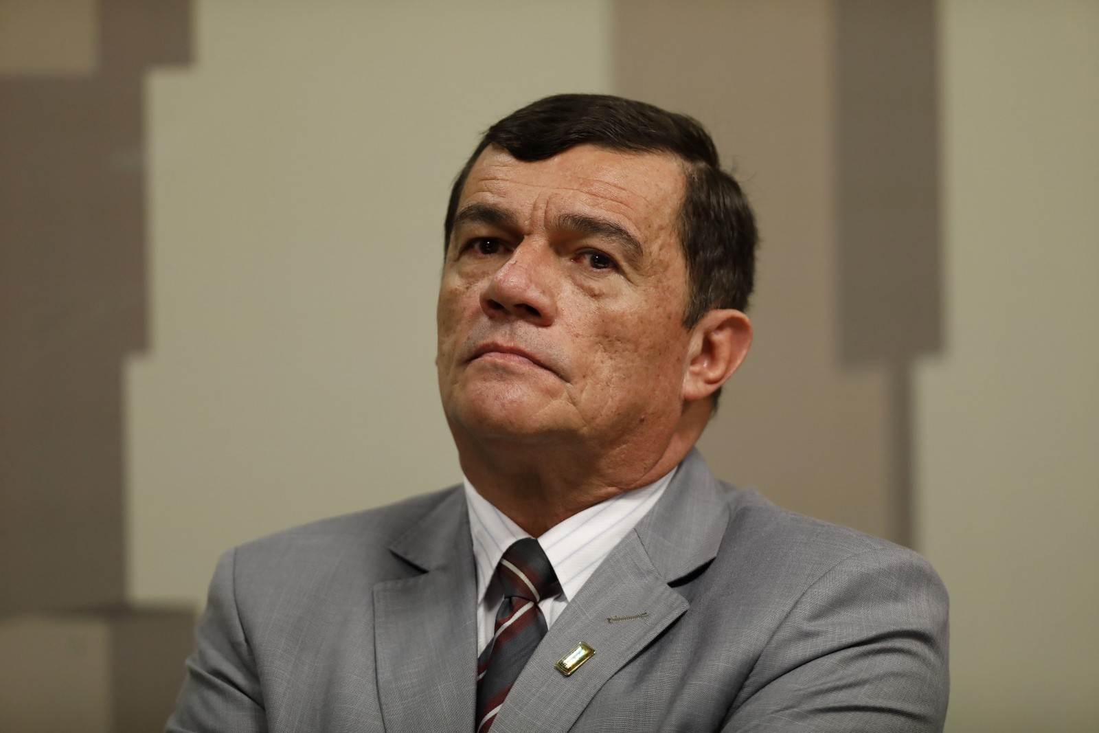 Augusto Heleno, ex-ministro do Gabinete de Segurança Institucional (GSI); também é alvo de busca e apreensão e medidas cautelares — Foto: Cristiano Mariz/Agência O Globo/14-07-2022