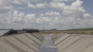 Transposição do São Francisco, principal rio do Nordeste. Projeto é idealizado desde a época do Império para levar água para as áreas mais áridas da região — Foto: Daniel Marenco