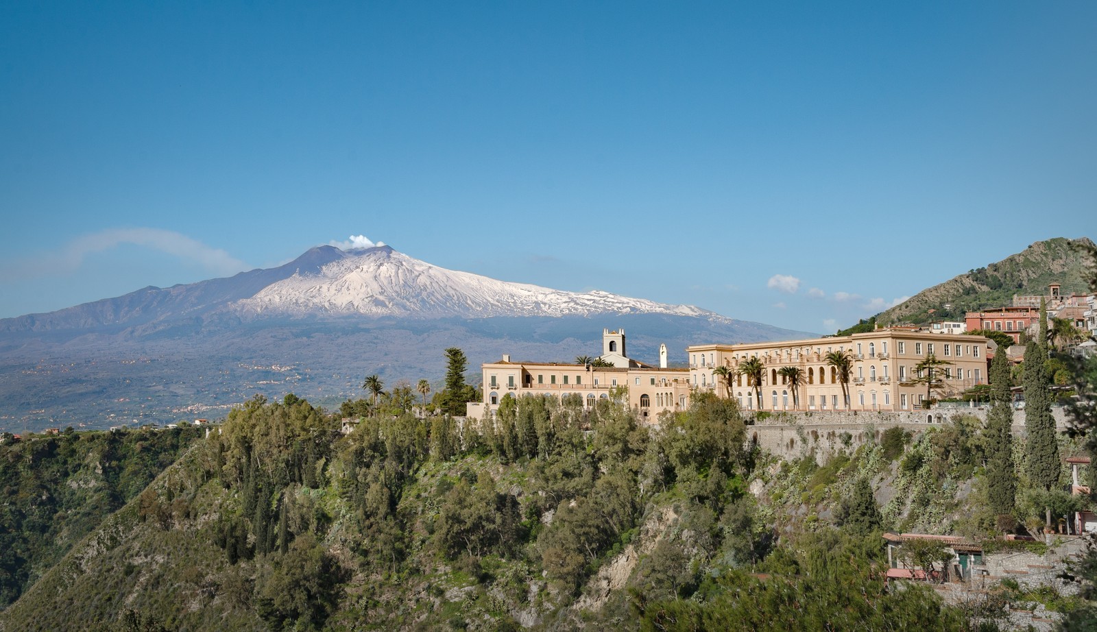 O Four Season San Domenico Palace, hotel histórico na cidade de Taormina, na Sicília, é o cenário da segunda temporada da série 'The White Lotus' — Foto: Divulgação / Four Seasons