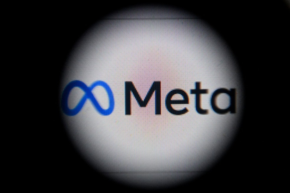 Holding do Facebook muda nome para 'Meta' — Foto: Kirill Kudryavtsev/AFP