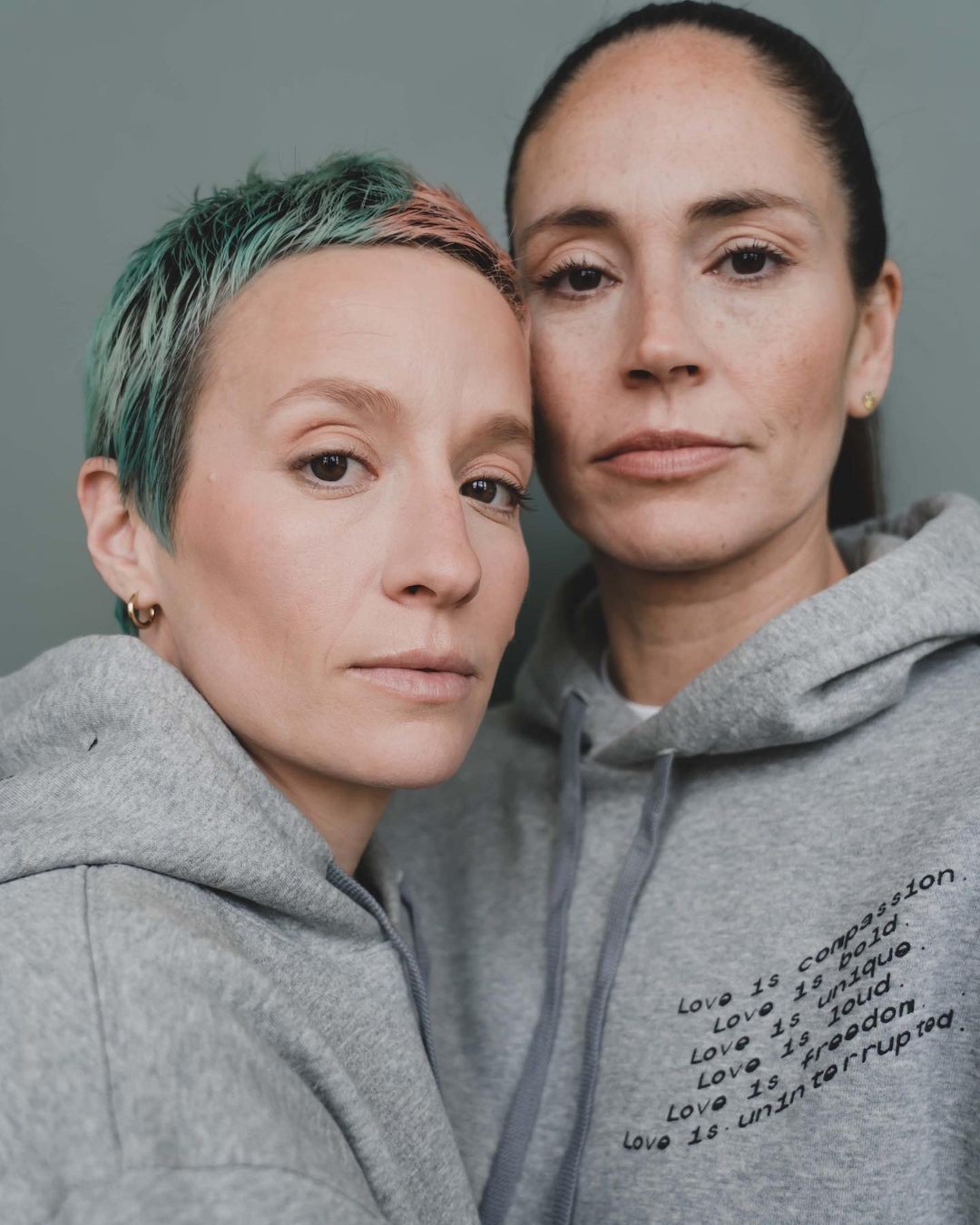 Casal-poder: Sue Bird, do basquete, e Megan Rapinoe, do futebol, juntas acumulam 4 títulos da WNBA, 2 Copas do Mundo e 6 ouros olímpicos — Foto: Reprodução/Instagram