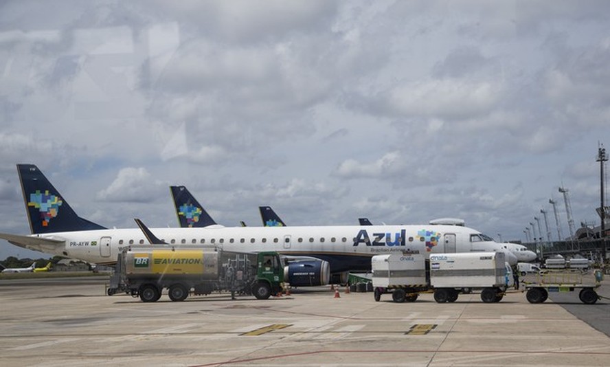 Aviões da Azul no Aeroporto Internacional do Recife/Guararapes