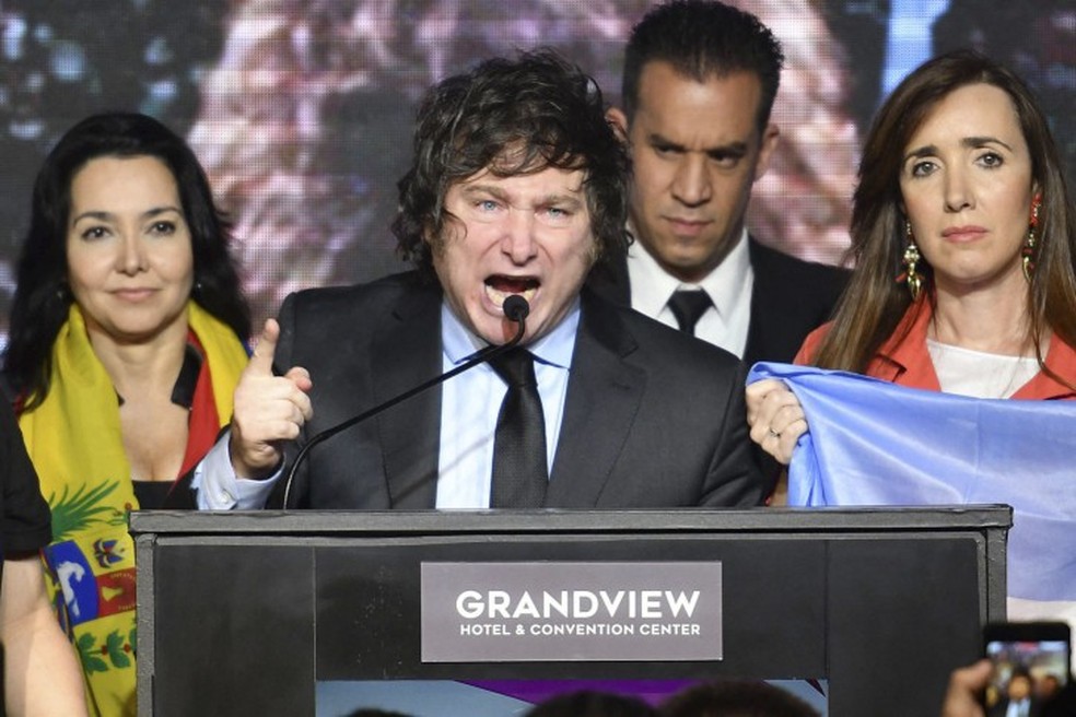 O candidato argentino da extrema direita Javier Milei — Foto: AFP PHOTO/ TELAM - MAXIMILIANO LUNA