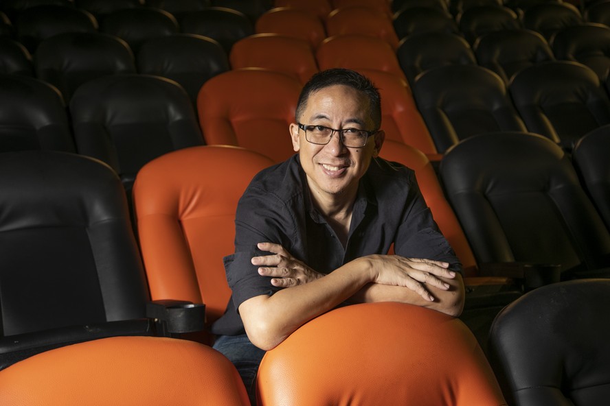 Hsu Chien, diretor chinês naturalizado brasileiro, em cinema no Rio