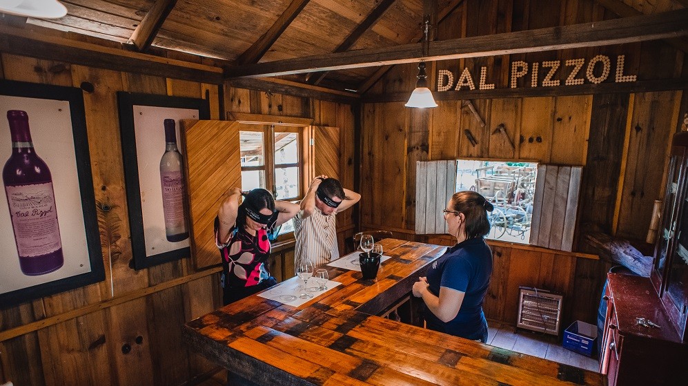 Degustação às cegas na Dal Pizzol: experiêcias sensoriais — Foto: Foto de Cleber Brauner