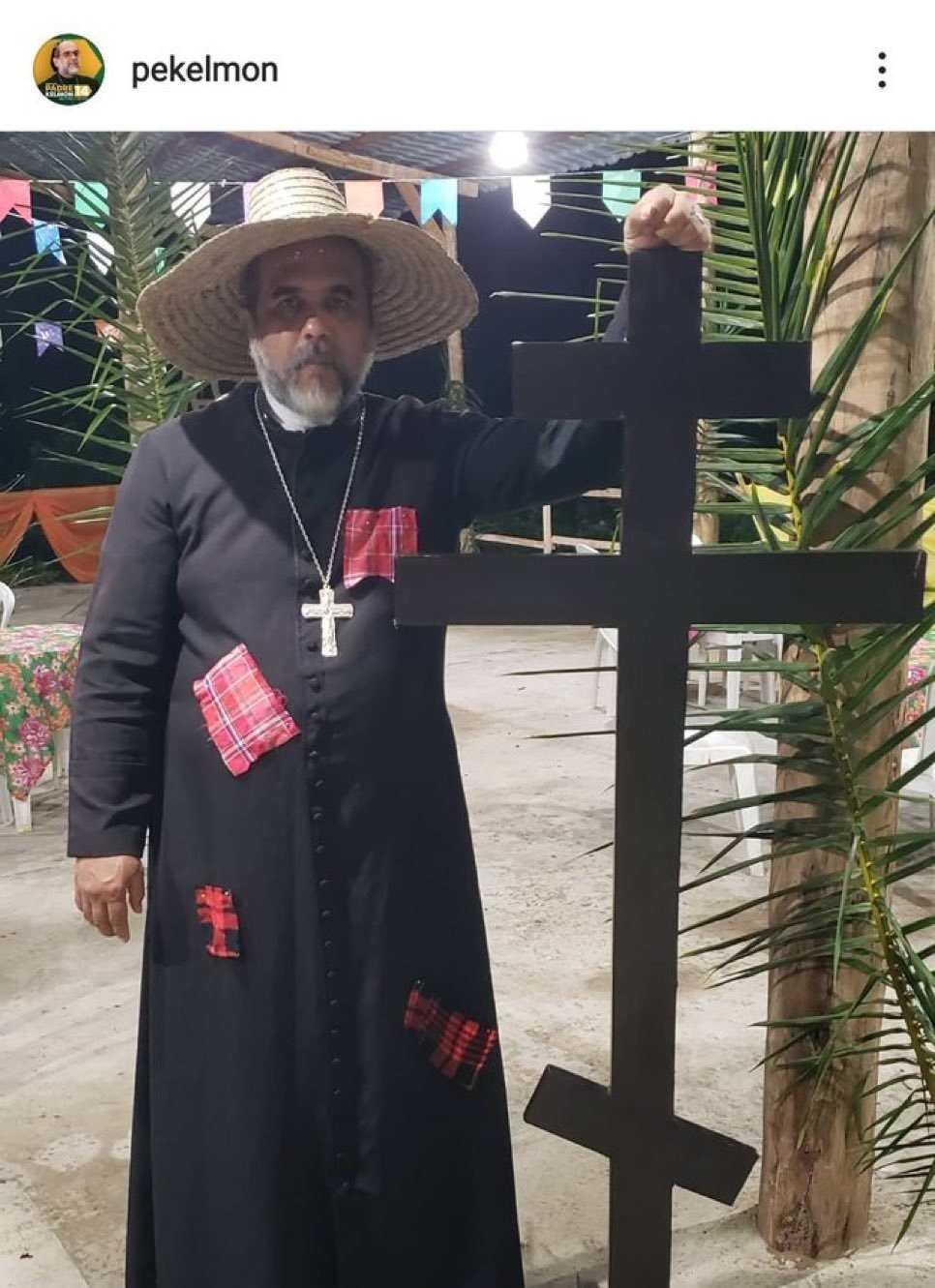 "Padre de Festa Junina" — Foto: Reprodução