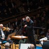 Thierry Fischer rege a Osesp no concerto comemorativo aos 25 anos da Sala São Paulo - Divulgação/Osesp