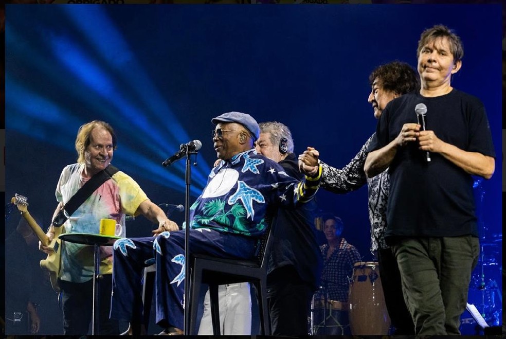 Milton com os companheiros de Clube da Esquina: Beto Guedes, Wagner Tiso, Toninho Horta e Lô Borges — Foto: Divulgação / Marcos Hermes