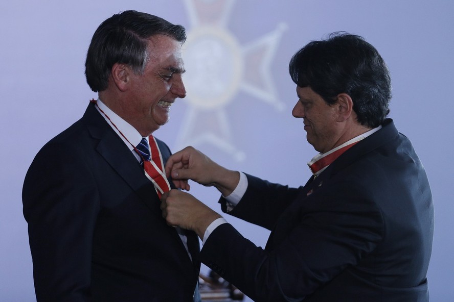 Jair Bolsonaro e Tarcísio de Freitas